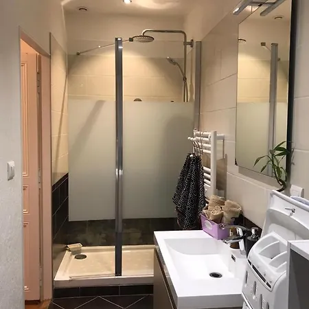 Allard Apartman